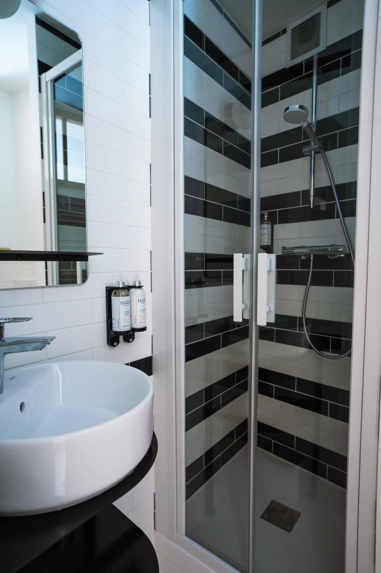 Hotel Le Croiseur Ginette - Entierement Renove 圣马洛 外观 照片
